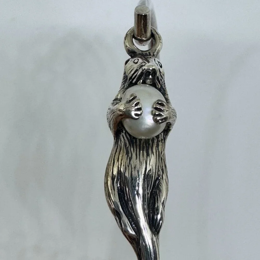 Pat Pearlman Otter Cuff Bracelet. Sterling Silver. White Pearl-NWOT - Picture 2 of 4